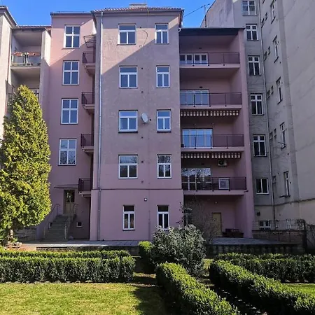 Apartman Jaselska By Interhome *